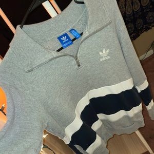 Adidas crewneck